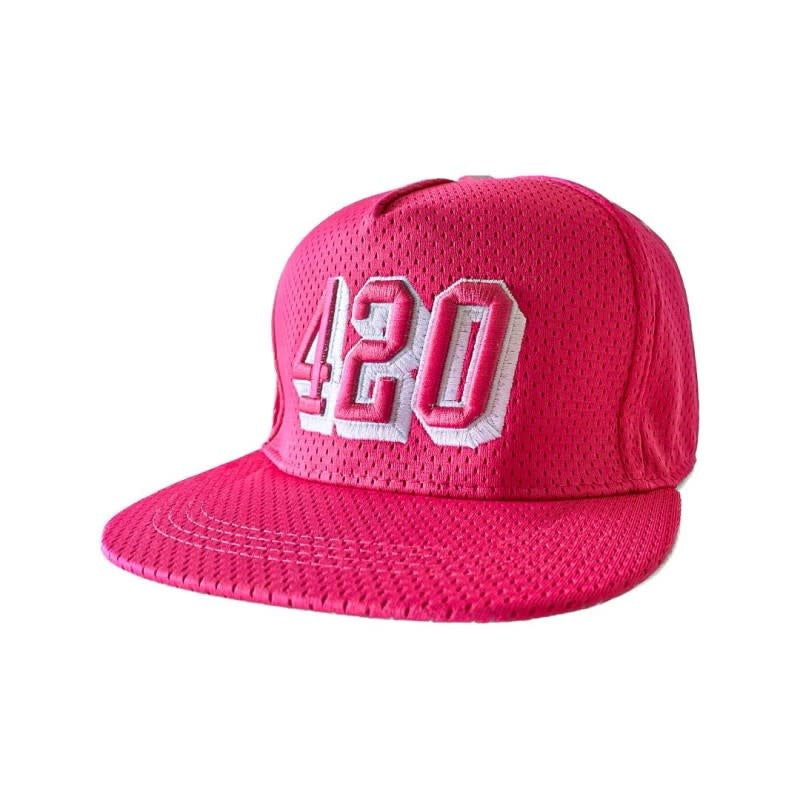 420 Snapback |CAP - Bold look. Comfortable fit.