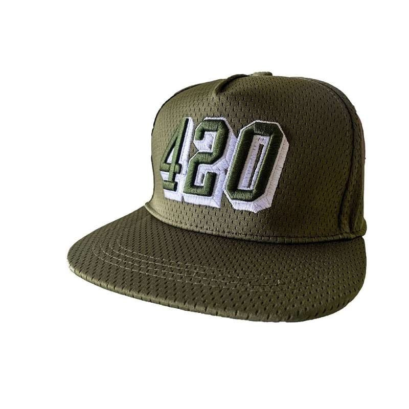 420 Snapback |CAP - Bold look. Comfortable fit.